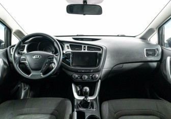Подержанный автомобиль Kia Ceed Wagon 2012 года (6 фото)