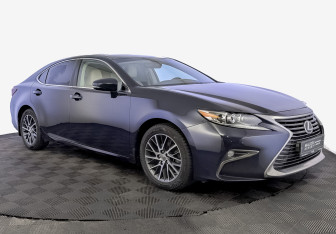 Подержанный автомобиль Lexus ES 2017 года (3 фото)
