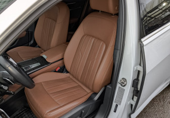 Подержанный автомобиль Audi A6 Sedan 2022 года (20 фото)
