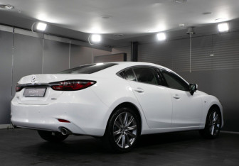 Новый Mazda 6 Sedan 2023 (4 фото)