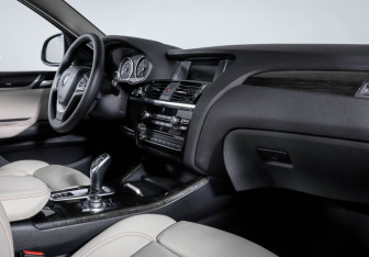 Подержанный автомобиль BMW X4 2014 года (9 фото)