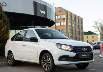 Подержанный автомобиль LADA (ВАЗ) Granta Liftback 2024 года (2 фото)