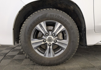 Подержанный автомобиль Lexus LX 2021 года (18 фото)