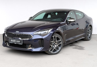 Подержанный автомобиль Kia Stinger 2021 года (1 фото)