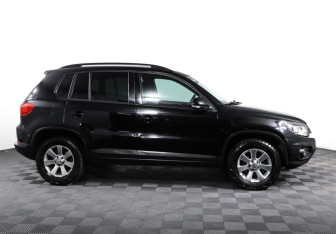 Подержанный автомобиль Volkswagen Tiguan 2011 года (4 фото)