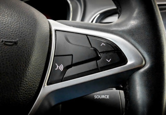 Подержанный автомобиль Renault Kaptur 2022 года (26 фото)