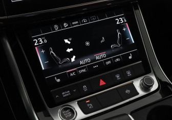 Подержанный автомобиль Audi Q7 2020 года (20 фото)