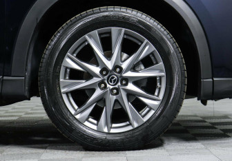 Подержанный автомобиль Mazda CX-5 2020 года (5 фото)