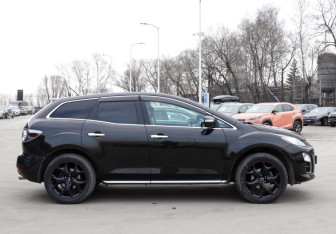 Подержанный автомобиль Mazda CX-7 2011 года (4 фото)