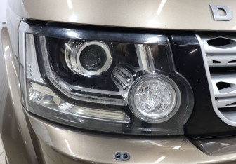 Подержанный автомобиль Land Rover Discovery 2014 года (28 фото)