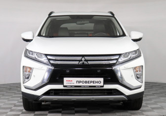 Подержанный автомобиль Mitsubishi Eclipse Cross 2018 года (2 фото)