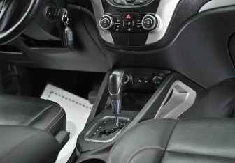 Подержанный автомобиль Changan CS35 2014 года (11 фото)