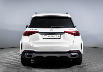 Подержанный автомобиль Mercedes-Benz GLE 2020 года (6 фото)