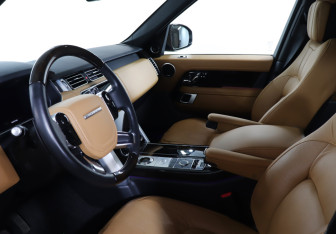 Подержанный автомобиль Land Rover Range Rover 2019 года (13 фото)