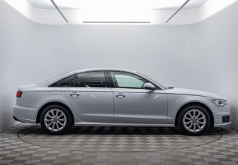 Подержанный автомобиль Audi A6 Sedan 2015 года (4 фото)