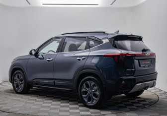 Подержанный автомобиль Kia Seltos 2024 года (3 фото)