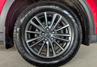 Подержанный автомобиль Mazda CX-5 2020 года (19 фото)