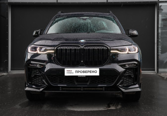 Подержанный автомобиль BMW X7 2020 года (2 фото)