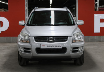 Подержанный автомобиль Kia Sportage 2006 года (2 фото)