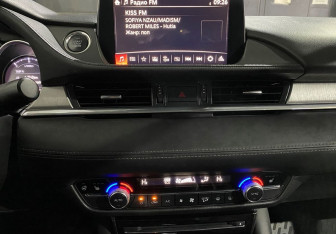 Подержанный автомобиль Mazda 6 Sedan 2019 года (13 фото)