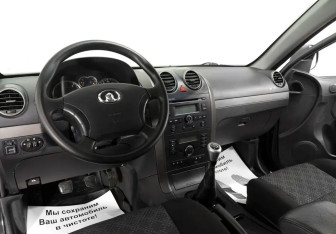 Подержанный автомобиль Great Wall Hover H3 2013 года (7 фото)