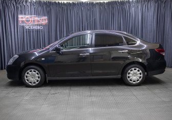 Подержанный автомобиль Nissan Almera Sedan 2016 года (8 фото)