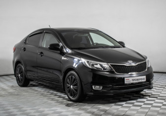 Подержанный автомобиль Kia Rio Sedan 2015 года (3 фото)