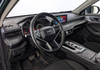 Подержанный автомобиль Haval Jolion 2023 года (15 фото)