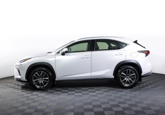 Подержанный автомобиль Lexus NX 2020 года (8 фото)