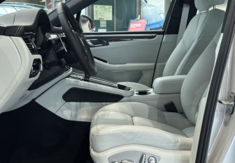 Новый Porsche Macan 2026 (10 фото)