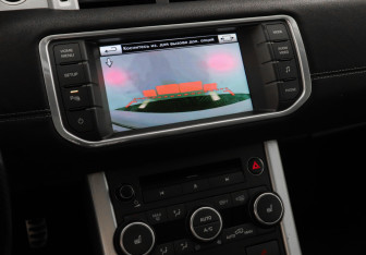 Подержанный автомобиль Land Rover Range Rover Evoque 2014 года (2 фото)