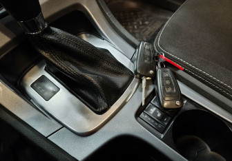 Подержанный автомобиль Ford Mondeo Sedan 2013 года (15 фото)