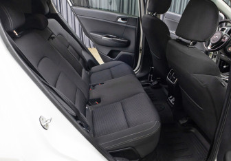Подержанный автомобиль Kia Sportage 2016 года (11 фото)
