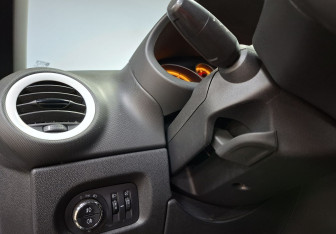 Подержанный автомобиль Opel Corsa 2012 года (18 фото)