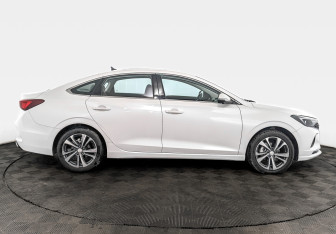 Новый Changan Eado Plus 2023 (4 фото)