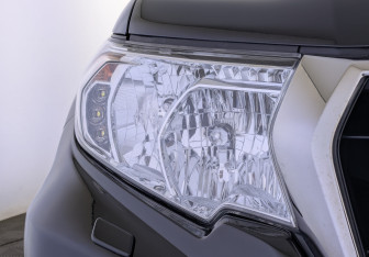 Подержанный автомобиль Toyota Land Cruiser Prado 2019 года (11 фото)