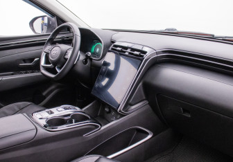 Подержанный автомобиль Hyundai Tucson 2021 года (10 фото)