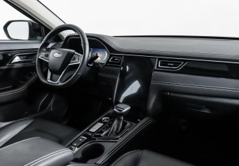 Подержанный автомобиль JAC J7 2022 года (7 фото)