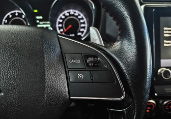 Подержанный автомобиль Mitsubishi ASX 2021 года (14 фото)