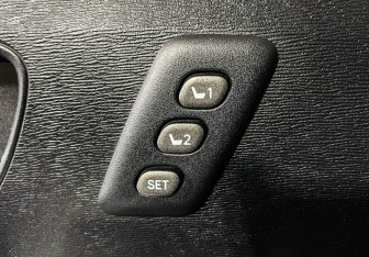 Подержанный автомобиль Toyota Venza 2013 года (15 фото)