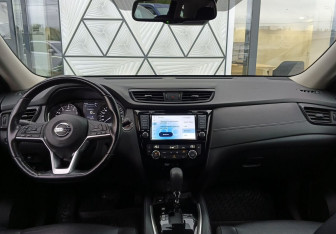 Подержанный автомобиль Nissan X-Trail 2020 года (12 фото)