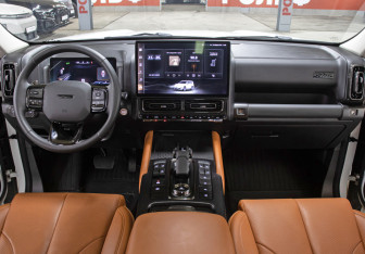 Подержанный автомобиль Haval H9 2024 года (15 фото)