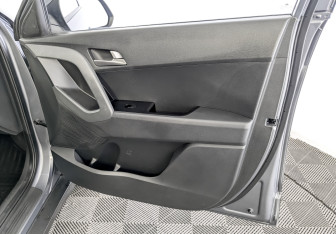 Подержанный автомобиль Hyundai Creta 2018 года (24 фото)