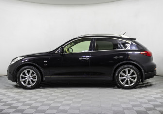Подержанный автомобиль Infiniti QX50 2014 года (8 фото)