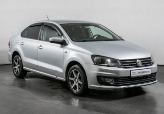Подержанный автомобиль Volkswagen Polo Sedan 2016 года (3 фото)