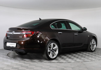 Подержанный автомобиль Opel Insignia Liftback 2014 года (5 фото)