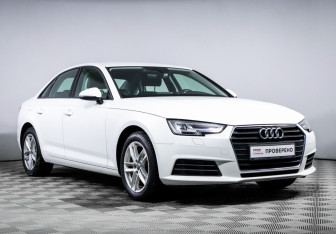 Подержанный автомобиль Audi A4 Sedan 2018 года (3 фото)