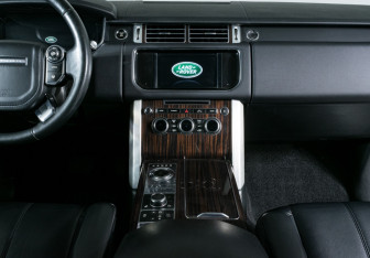 Подержанный автомобиль Land Rover Range Rover 2014 года (12 фото)