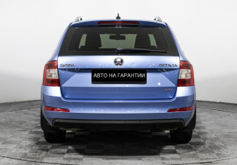 Подержанный автомобиль Skoda Octavia Wagon 2015 года (4 фото)