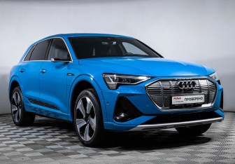 Подержанный автомобиль Audi e-tron 2020 года (3 фото)